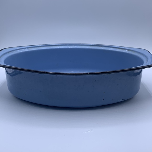 Vintage Black & Robin Egg Blue Small Enamel Roasting Pan with Lid - Picture 11 of 13